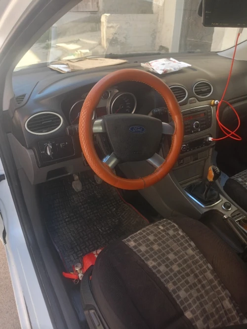 Ford Focus 5 portes 2010 Focus 5 portes