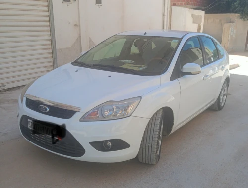 Ford Focus 5 portes 2010 Focus 5 portes
