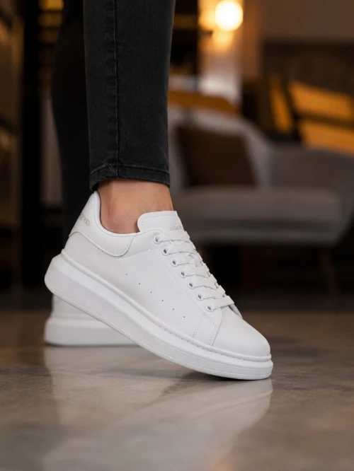 حذاء Alexander McQueen