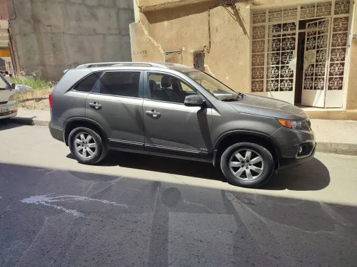 Kia Sorento 171000 km 2013 