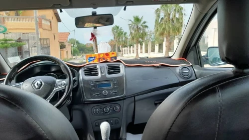 Renault Symbol 2019 white edition