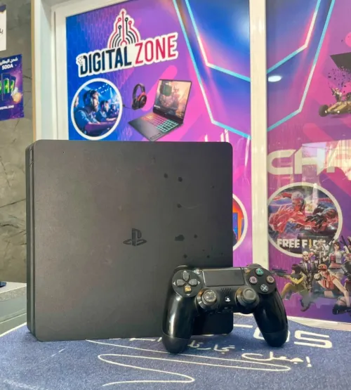 PS4 Slim avec flash