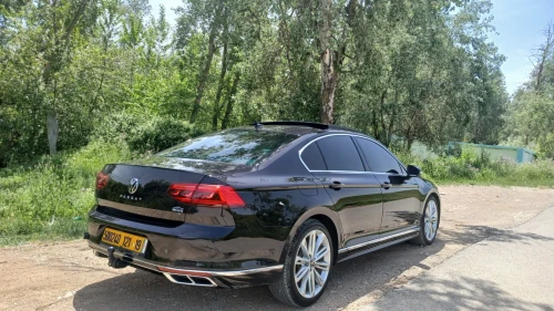 Volkswagen Passat 2021 R Line