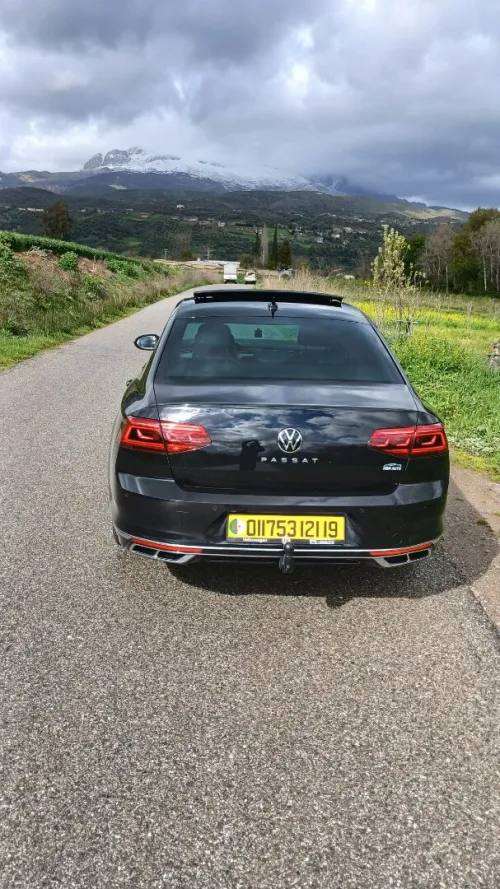 Volkswagen Passat 2021 R Line