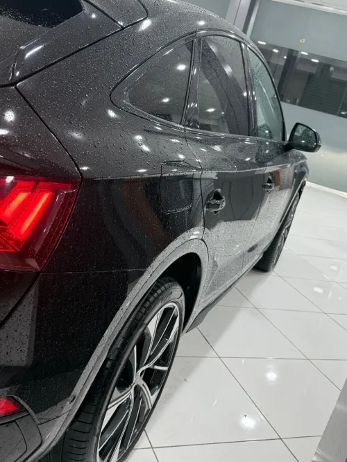 Audi Q5 2023 S Line intérieur extérieur