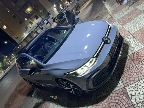 Volkswagen Golf 8 2024 R-Line