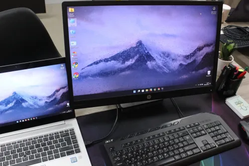 Ecran HP 24 - IPS