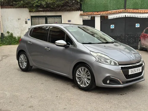 Peugeot 208 2019 Allure