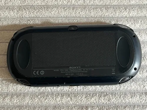 Sony PS VITA avec Flash et Jeux (64 Go)