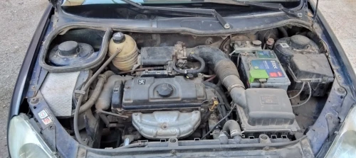 Peugeot 206 2000 Base