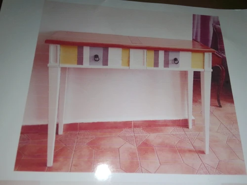 Table de chevet et table basse