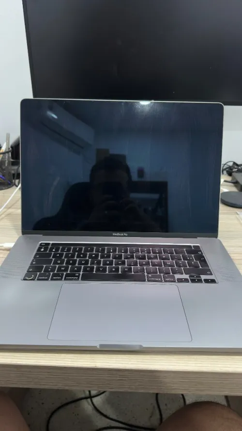2019 Macbook Pro 16 pouces i9 32GB 1TB Touchbar
