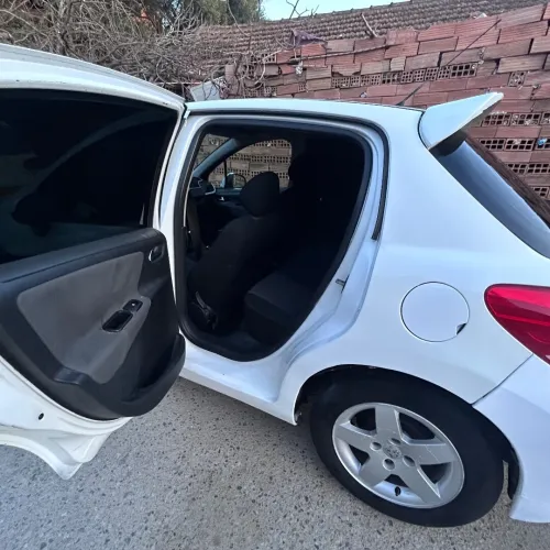 Peugeot 207 2011 Allure