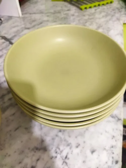 Lots de 18 pièces, assiettes et bo's