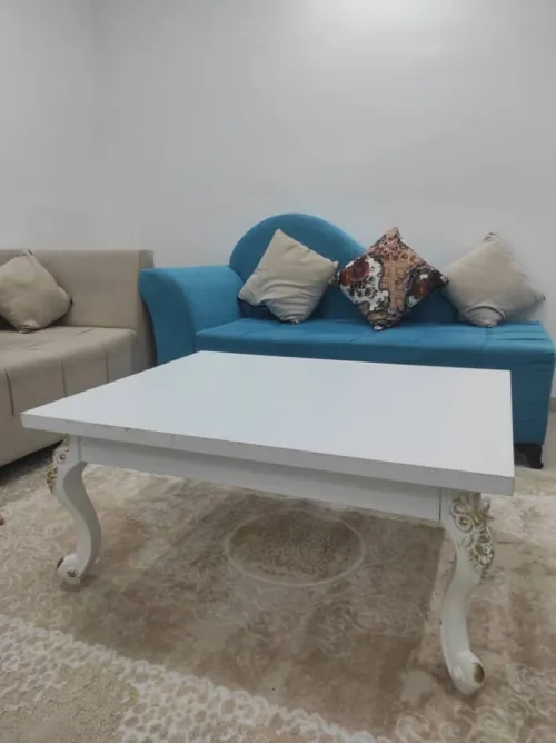 Un salon à vendre 