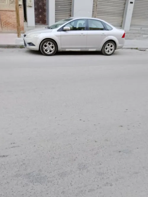 Ford Focus 4 portes 2011 Focus 4 portes