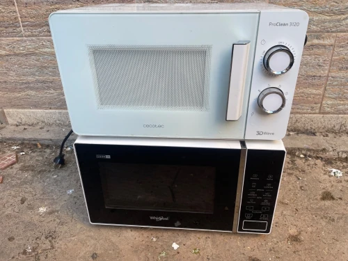Deux Micros onde