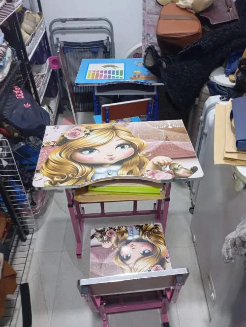 Table d'étude pour enfants 