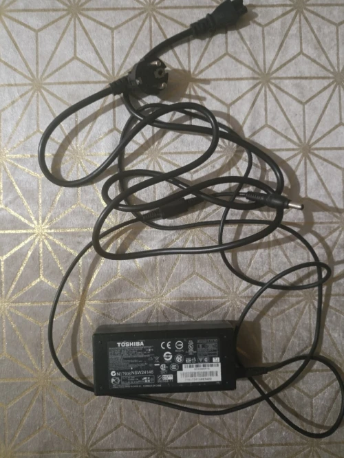 laptop toshiba L735