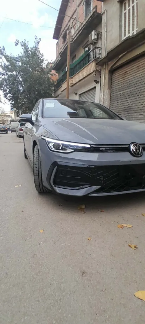 Volkswagen Golf 8 2025 R-Line