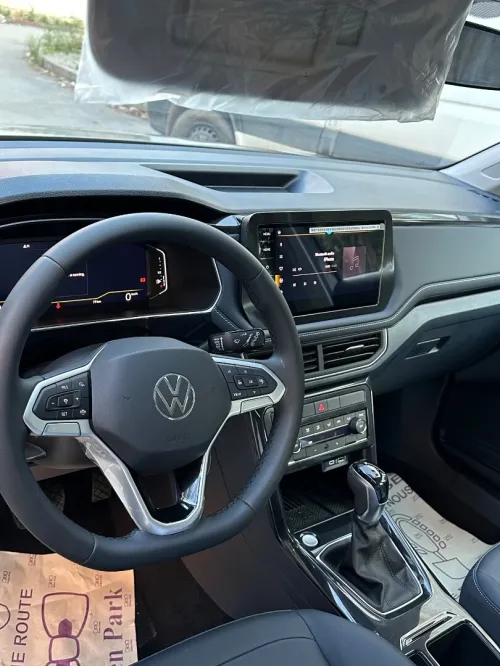 Volkswagen Tahru 2026 XR turbo full options mal electric rue de secours siège electric