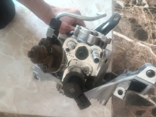 سلام عليكم مرحبا ببكم موجود دوزار 1.6 HDi 92 mrahba bikm