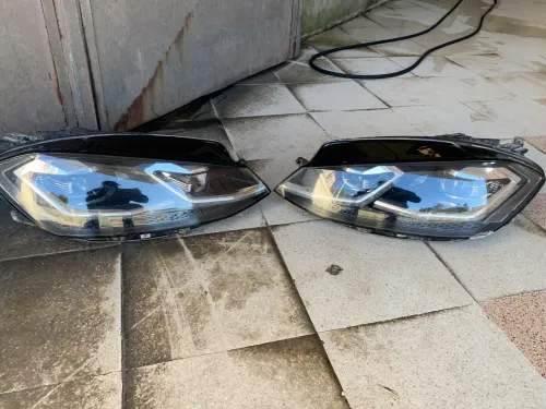 Deux phares Cara plus