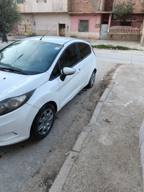 Ford Fiesta 2013 Trend Look