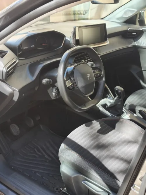 Peugeot 208 2022 Allure
