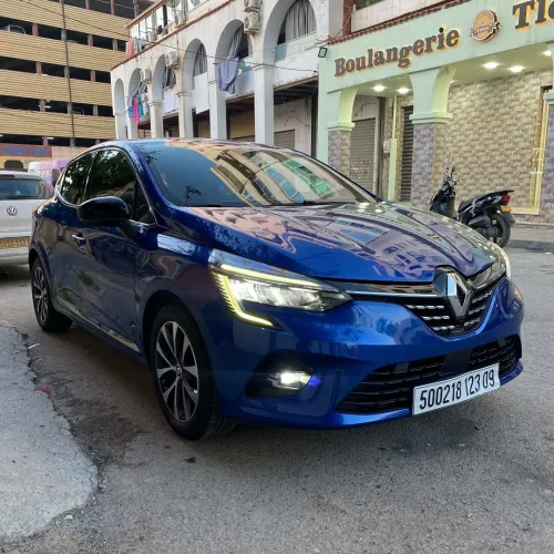Renault Clio 5  2023 