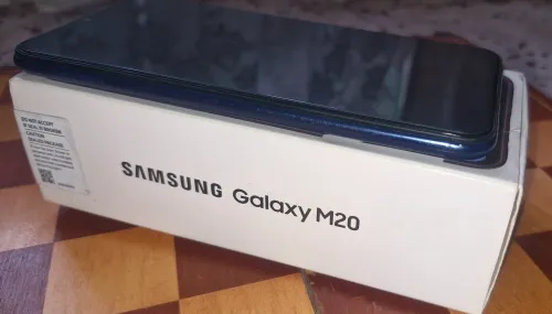 Samsung Galaxy m20