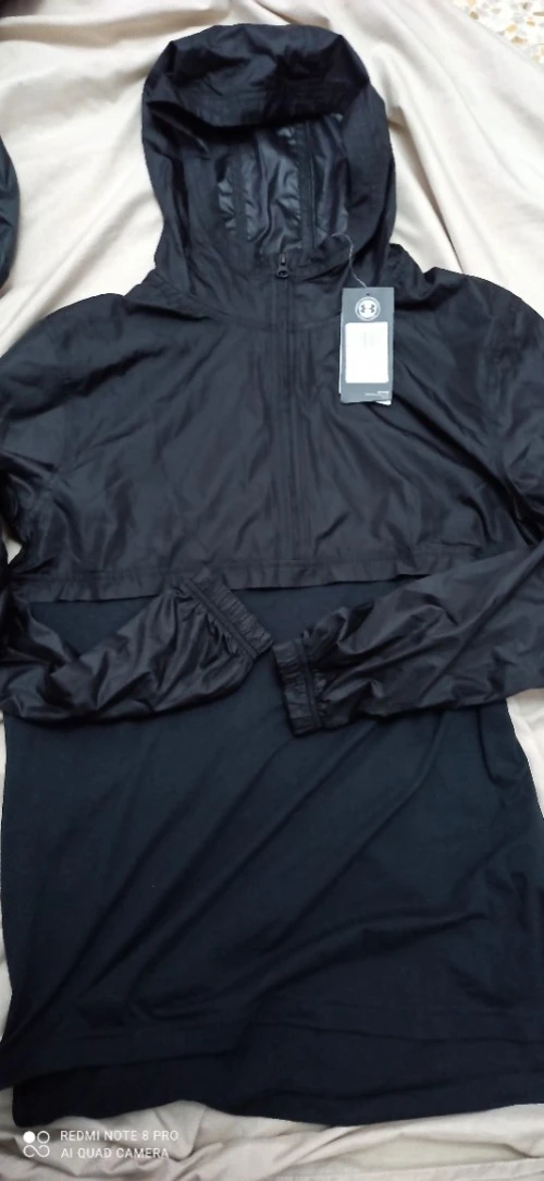 vêtements de toutes les marques 