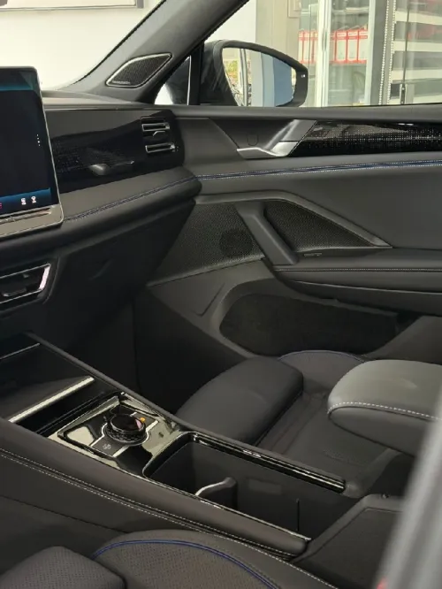 Volkswagen Tiguan 2025 R line