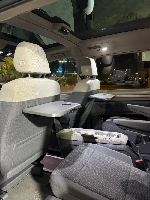 Volkswagen Multivan 2023 Full option