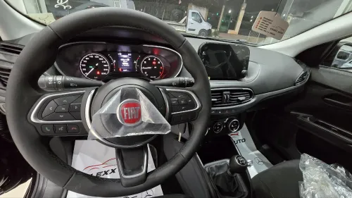 Fiat Tipo Sedan 2025 