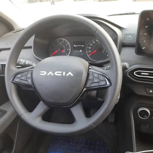 Dacia Logan 2025 Extrême