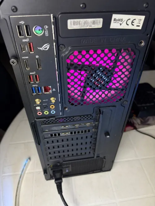 PC GAMER ROG STRIX