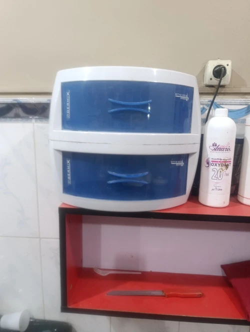 Matériel pour salon de coiffure déjà utilisé