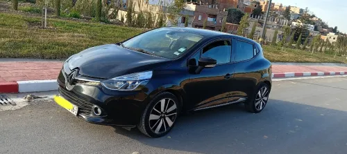 Renault Clio 4 2015 Seventeen