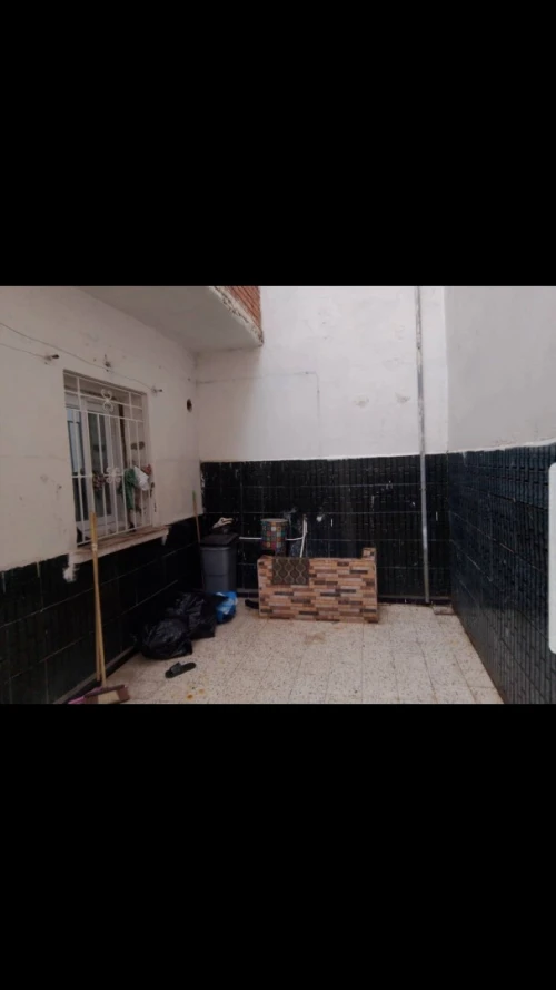 Location Appartement Niveau de villa F5 Tipaza Hadjout
