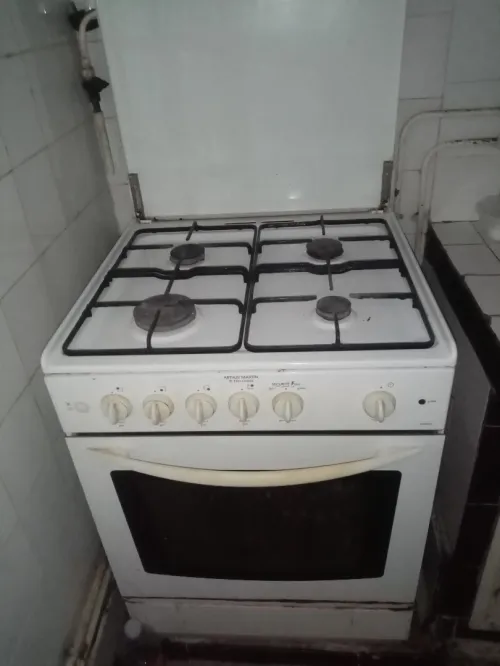 Réfrigérateur, TV, congélateur