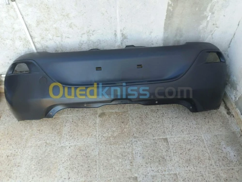Pare choc arrière neuf DACIA SANDERO STEPWAY ( ANCIEN MODÈLE)
