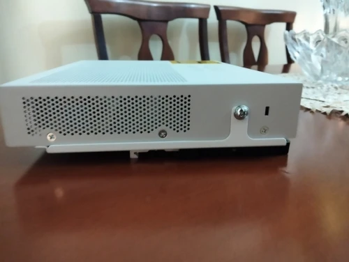 Switch cisco WS-C2960L-8PS-LL