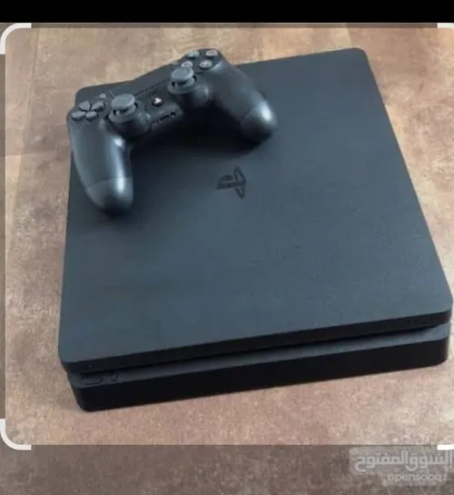 PLAYSTATION PS4