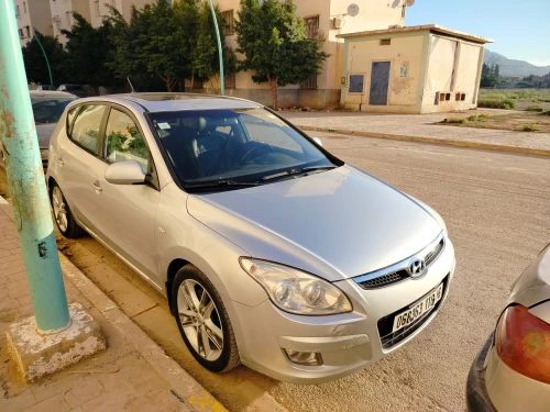 Hyundai i30 2016 Toute options