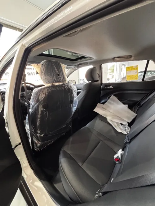 Kia KX1 2026 BLANCHE AVEC TOIT NOIR