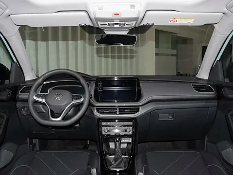 Volkswagen tharu xr 2025 gris nardo