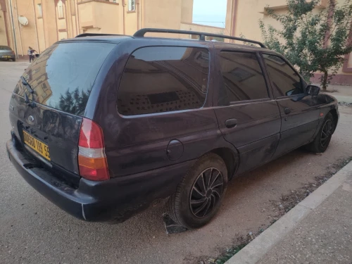 Ford Escort 1999 Escort