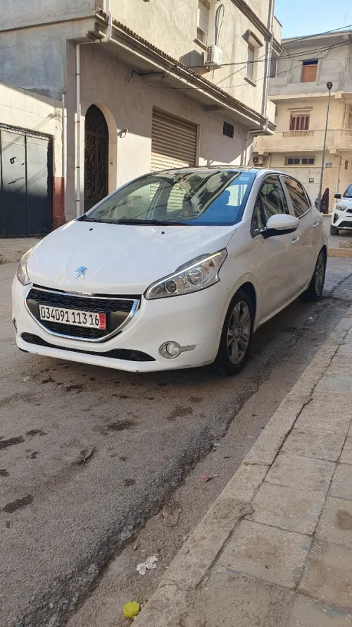 Peugeot 208 2013 Allure