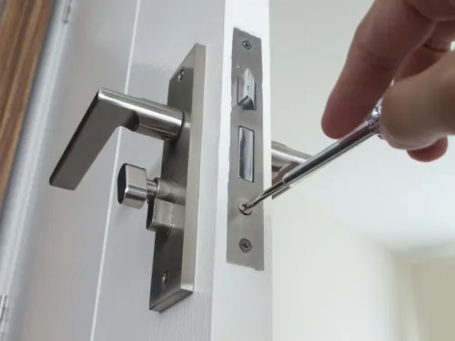 فيراج مونتاج كل المنتجات الخشبية installation de produits en bois